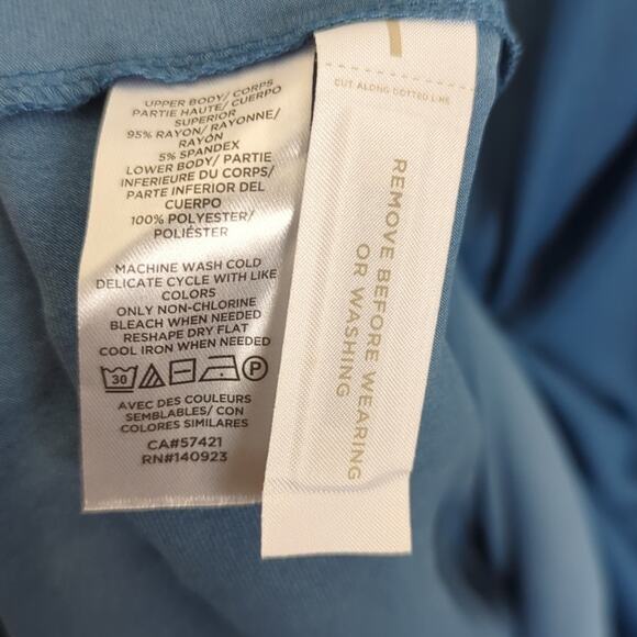 NWOT Royal Blue Long Dress Iridescent Women's Size 6 - Picture 3 of 12